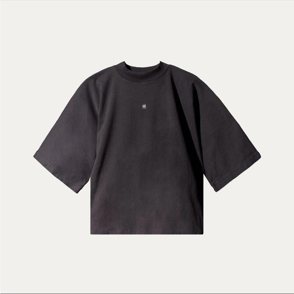 Yeezy Tops - NWOT Yeezy Gap Engineered by
Balenciaga Logo No Seam Crop Tee